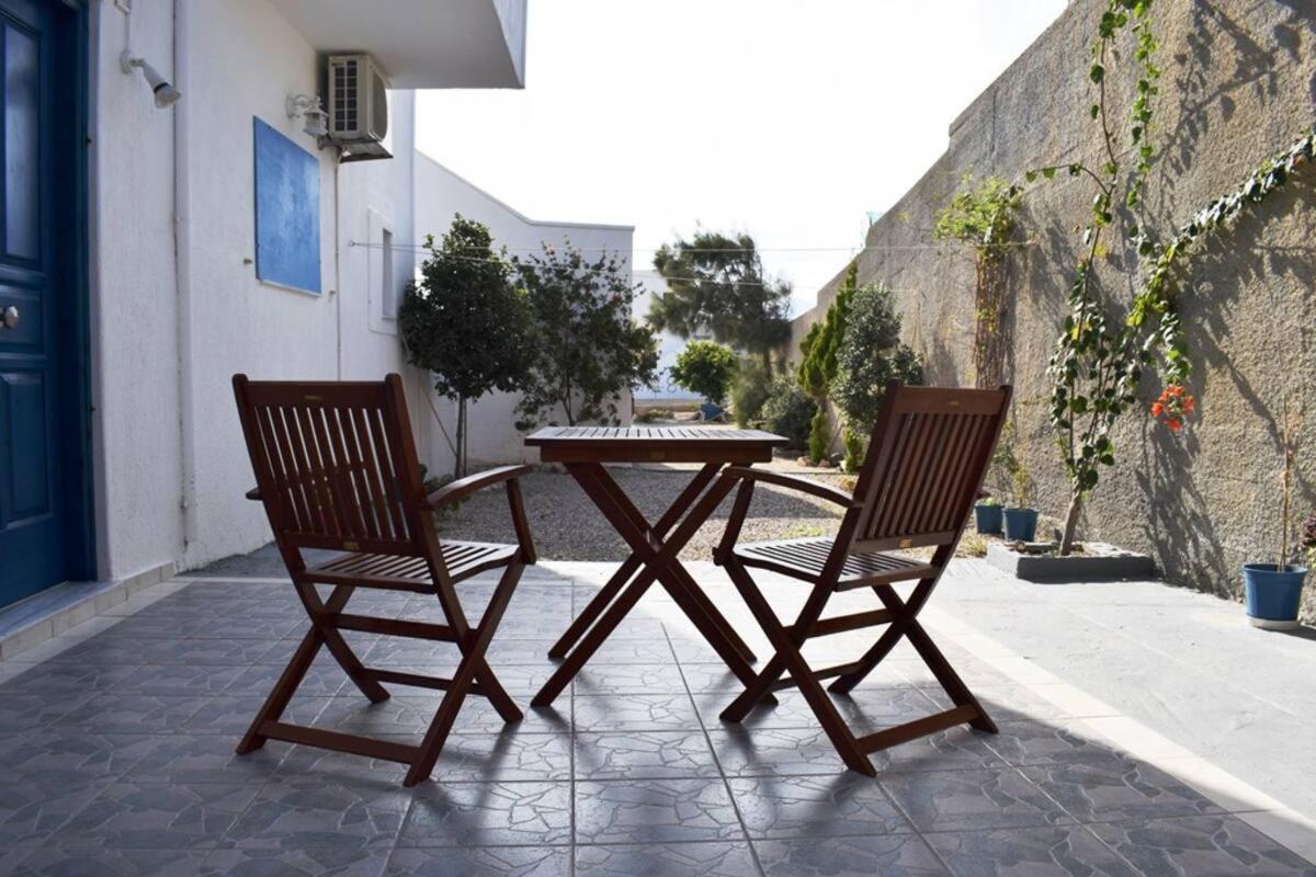 Katerina & Joanna Adamas Studio Milos Exterior foto